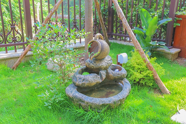 上海庭院如何摆放石头水槽